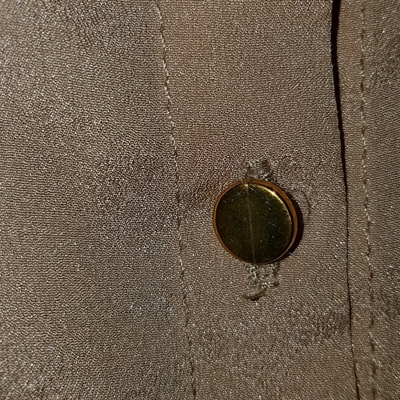 blouse - Picture 2 of 3